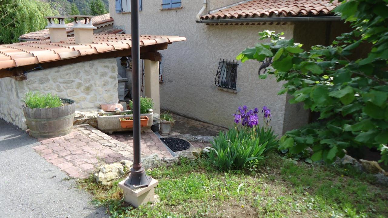 昂特勒沃Joelle Et Daniel住宿加早餐旅馆 外观 照片